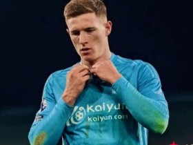 大发体育-1亿英镑对决!曼联为击败曼城拼了,但砸钱买人,大发助力你的致富之路!