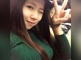 【球盟会】想當桌子!鋼圈「捆不住」的渾圓巨乳 不科學兇妹上衣快炸開了!