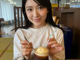 【球盟会】AKB48“内田真由美”成【中国媳妇】, 晒红色旗袍结婚照!