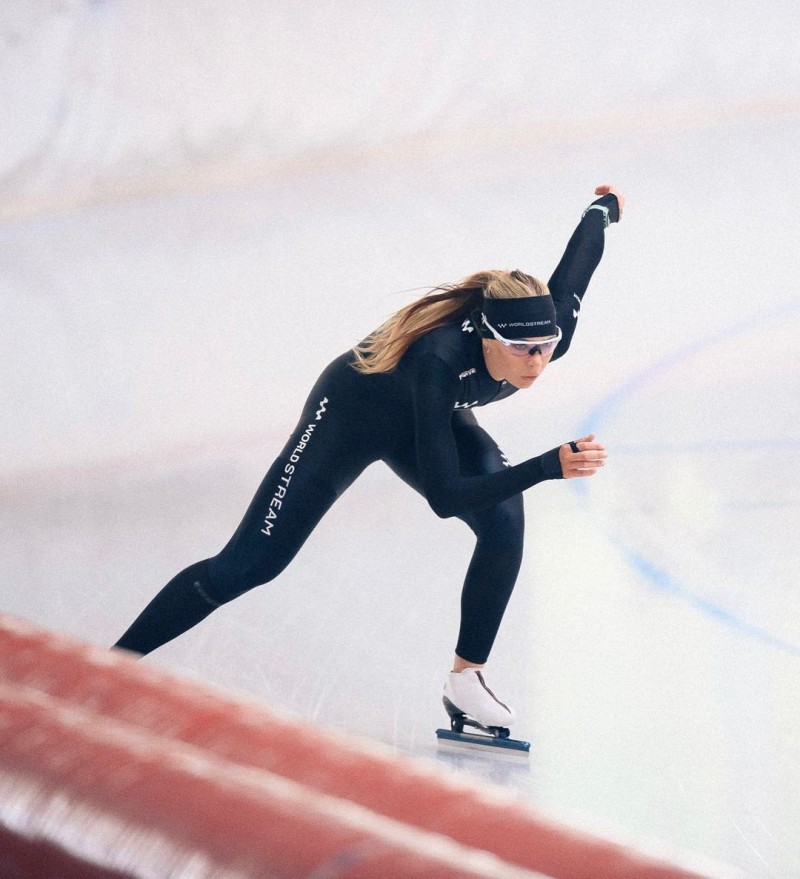 竞速滑冰《Jutta Leerdam》论美貌永远都是冰场上的金牌！