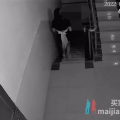 【球盟会】微信的小故事 对面的女房客