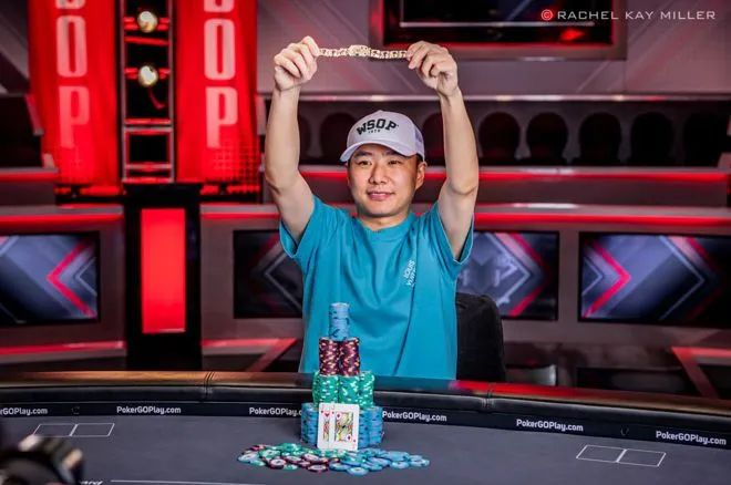 【EV扑克】2023 WSOP Day 19:中国选手李远夺冠;Jason Koon退赛;Phil Ivey豪客赛泡沫