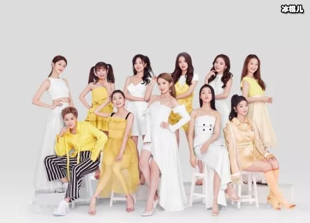 【球盟会】火箭少女全员黑化暗黑烟熏妆上演眼神杀,粉丝直呼:太飒了!