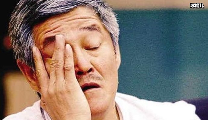 【球盟会】赵本山春晚小品惨遭滑铁卢，下台后忍不住大哭何庆魁点评绝了！