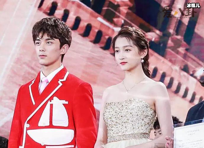 【球盟会】关晓彤吴磊关系为何这么好？ 2人友谊是如何开始的
