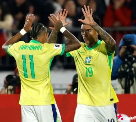 迈博体育 4-0!巴萨前锋梅开二度,曼联旧将凌空斩