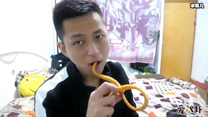 【球盟会】敬汉卿吃孔雀肉引争议, 敬汉卿是谁怎么火起来的