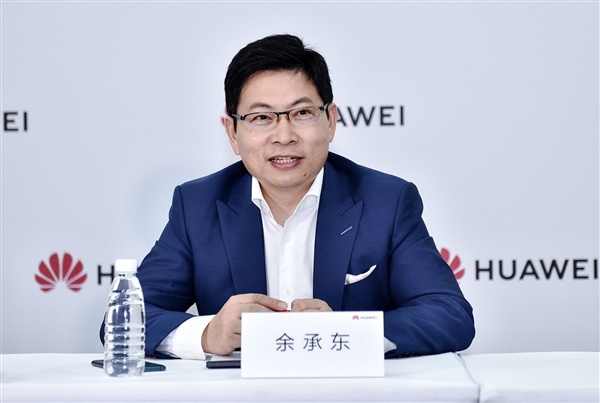 【球盟会】原生鸿蒙崛起！华为新机来了：余承东称全国人都抢、买得起