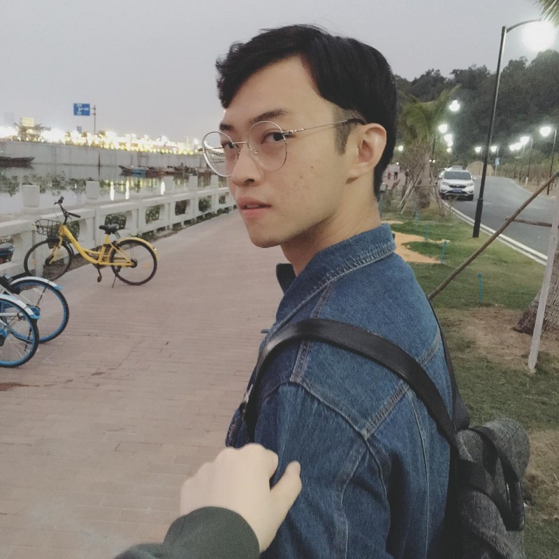 八年让男孩长大，也让热爱延续