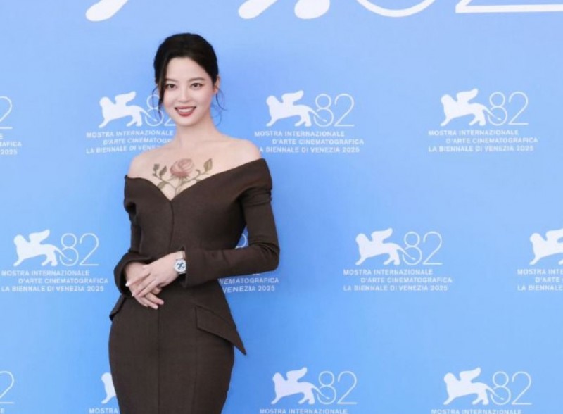辛芷蕾成中国内地首位威尼斯影后，获奖感言感动全网