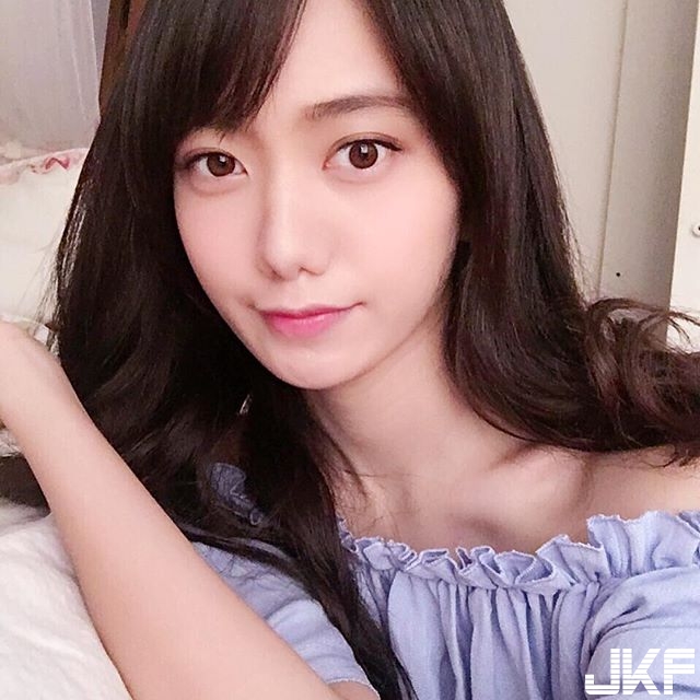 【球盟会】中央大學「纖腰奶妹」紅到日本 網友:台版橋本環奈!