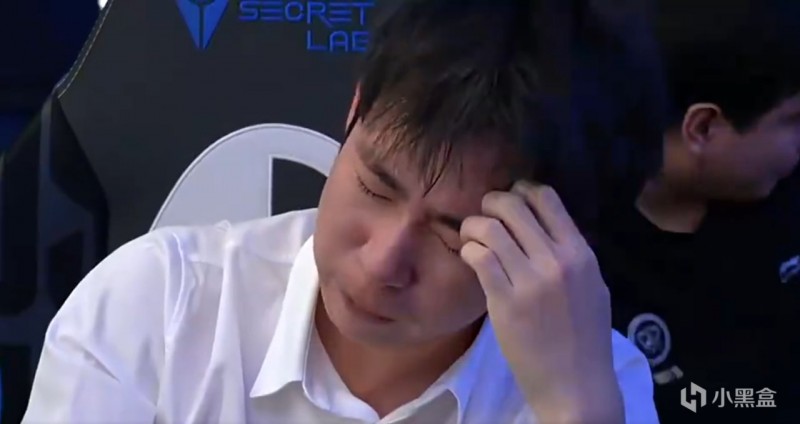 【球盟会】泪如雨下！AL教练后台痛哭成泪人，五小时鏖战AL败给T1告别 S15