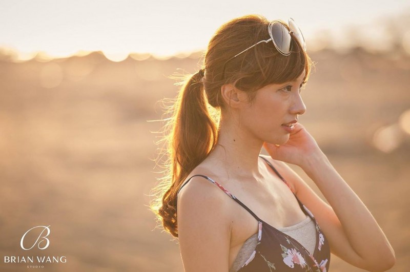 【球盟会】受封台版松隆子！氣質正妹檢察官「劉昱吟」反賄選影片引網友暴動　辣照透出健康美