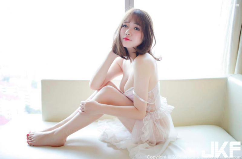 【球盟会】透明微醺的變態感！「爆乳嫩模」36E的性感震撼彈來襲，偽裝在萌萌外型下讓人無法招架！