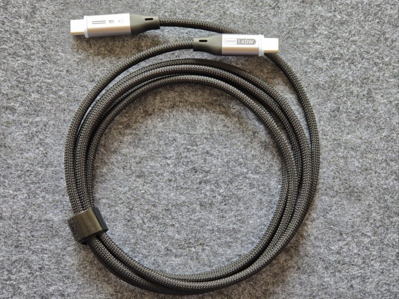 【球盟会】一根线搞定所有品牌快充-140w全协议线测评