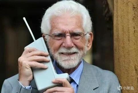 【球盟会】是他发明了手机，干掉电脑电视机
