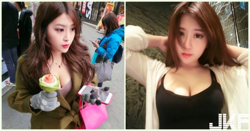 【球盟会】路邊驚見「超胸爆乳妹」飽滿車頭燈好猛！超誘惑「美胸視角」引人遐想…