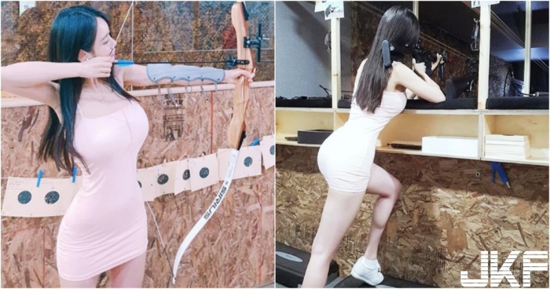 【球盟会】神射手4ni？長髮正妹射擊場「爆乳打槍」！超緊身短裙讓人想「正中紅心」！