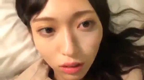 【球盟会】日本女團疑「性愛直播」忍不住顫抖喘息！沒想到最後連「啪啪啪聲音」都出來了…