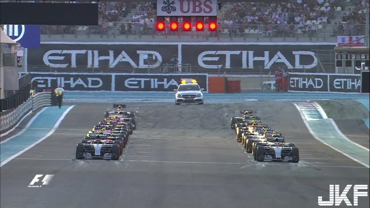【球盟会】巨乳逼近別慌！F1超級車手教你如何用「紳士擋乳手」讓女性好感度1秒爆增